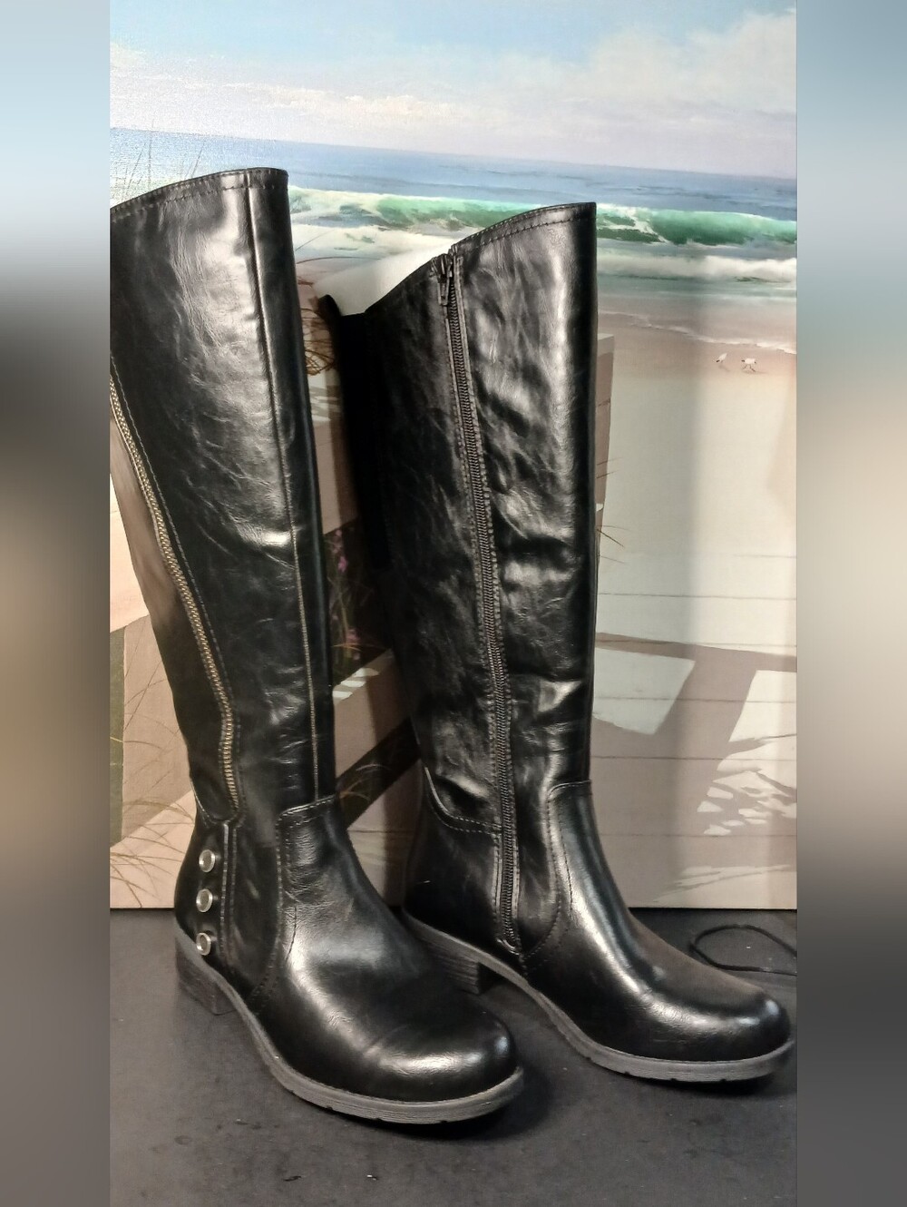 Black Leather Knee-High Women's Boots